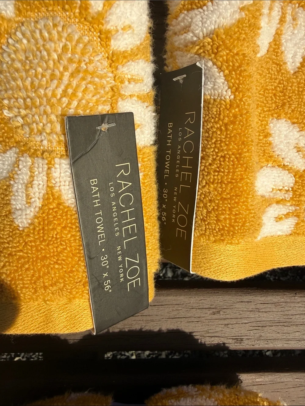 Rachel Zoe Yellow and White Sunflower Bath Towels Set